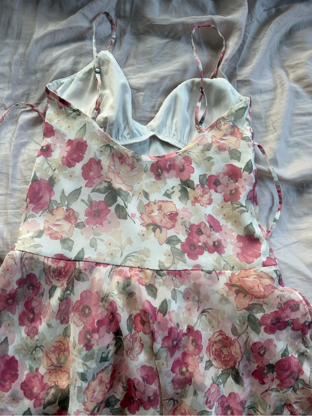 Hollister Pink Floral Dress - Picture 3 of 3